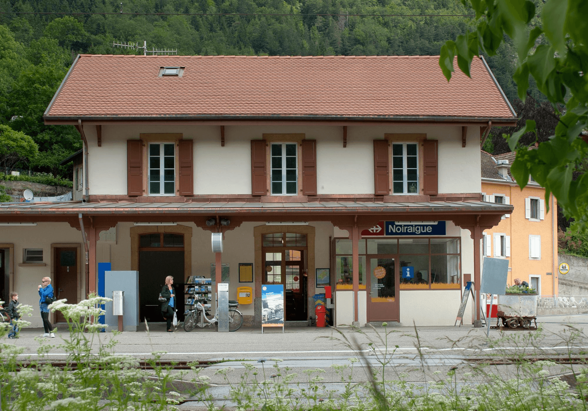 Related photo 2 of Goût & Région – Boutique & Point d'information touristique